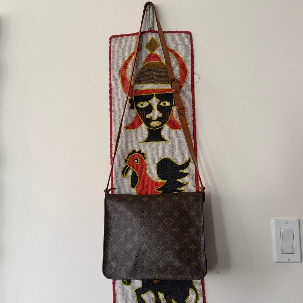 Gorgeous Vintage “LOUIS VUITTON Cartouchiere” Bag 💼 - Picture 2 of 13